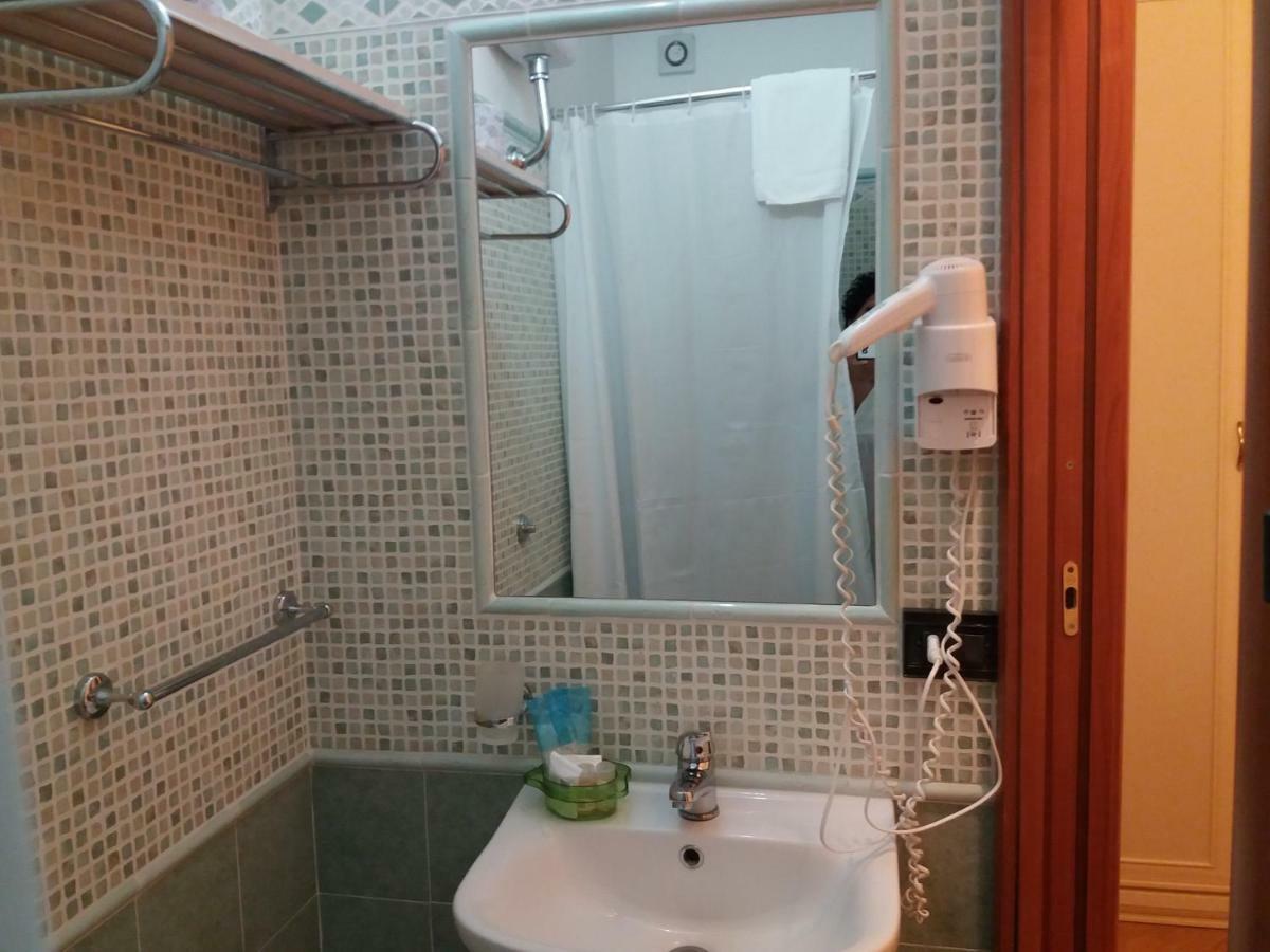 Bed and Breakfast Il Piccolo Nido Borgo Montenero Exterior foto